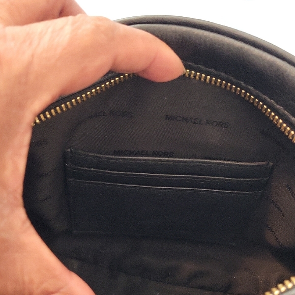 Michael Kors Black Crossbody with Gold Chain - Picture 6 of 8